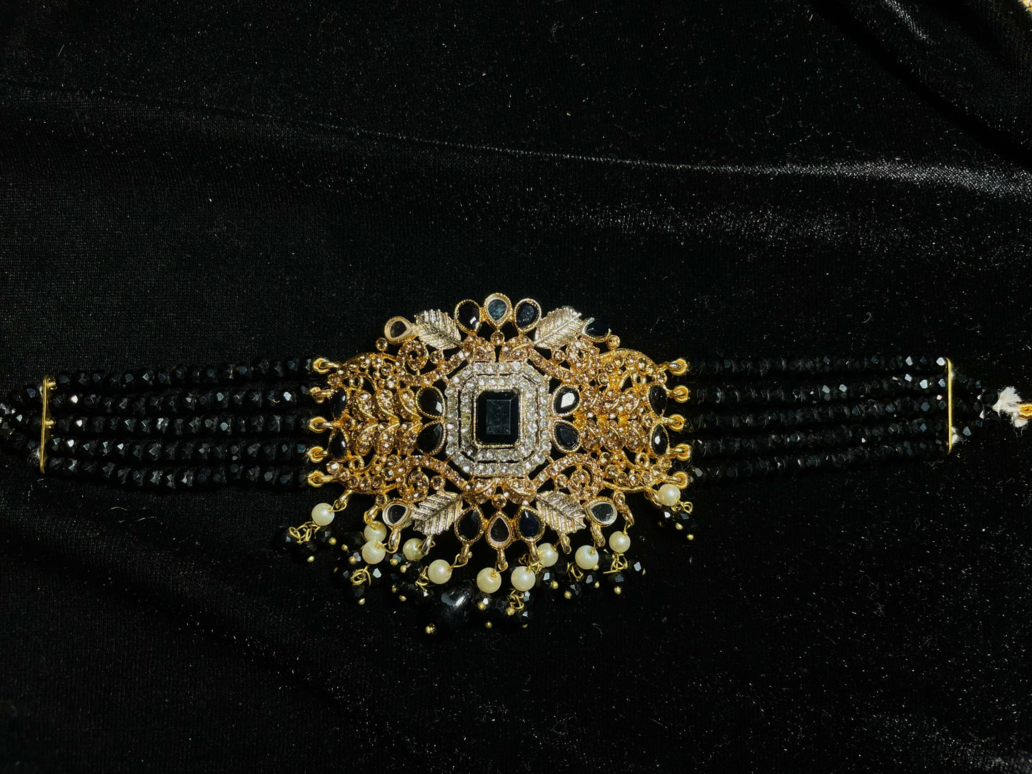 Naulakha Choker