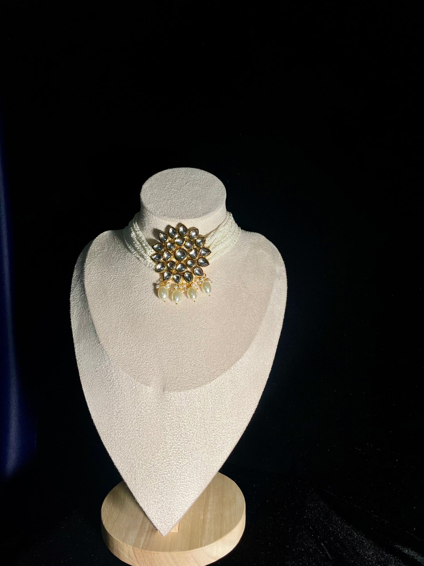 Asrar-e-Shahi Choker (teardrop)