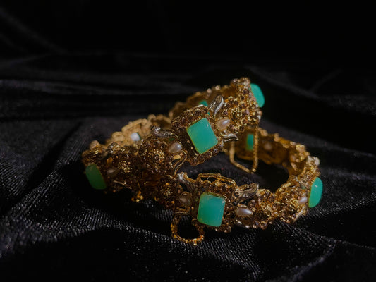Farhat Bangles