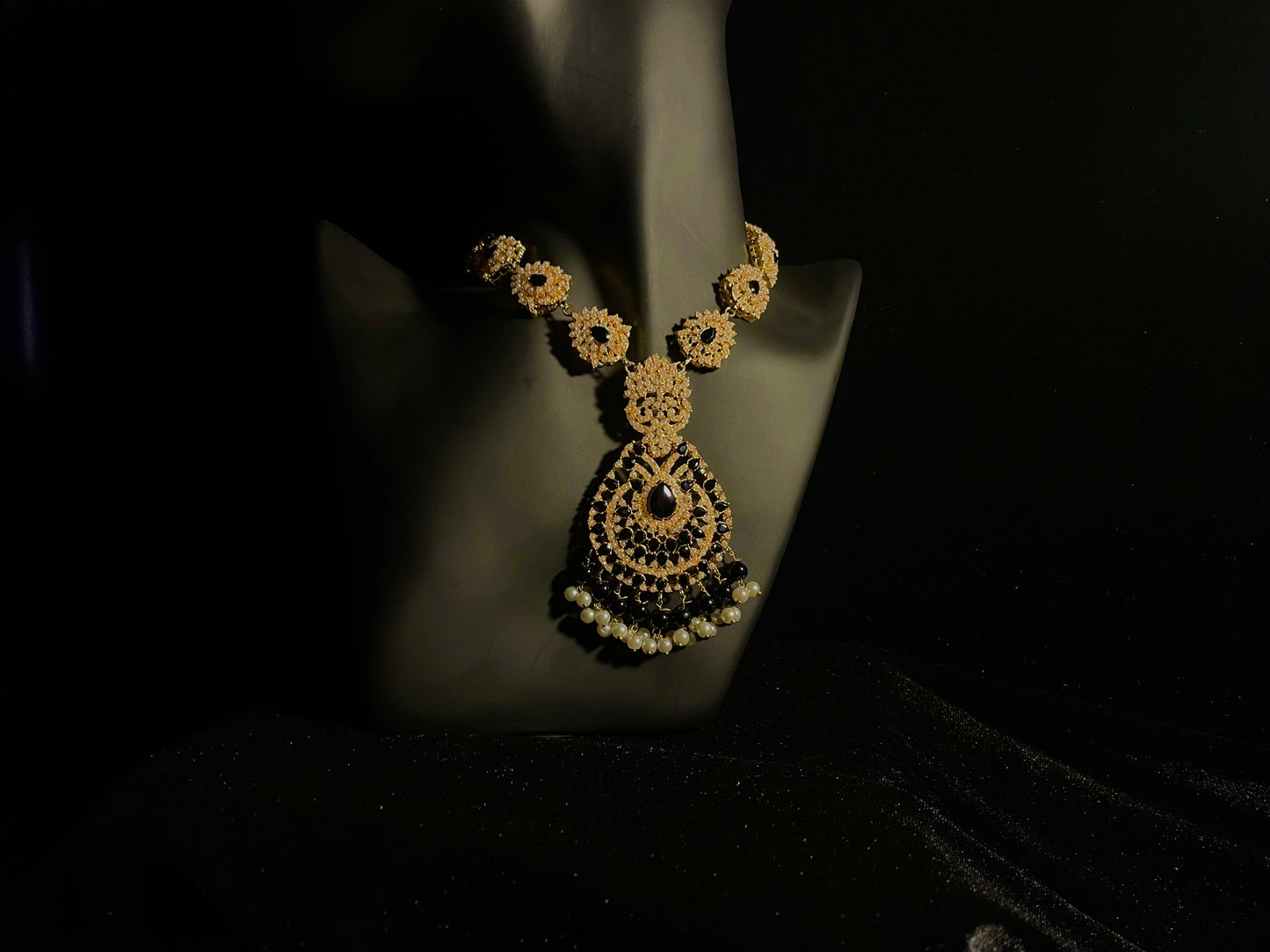 Naulakha Jewels
