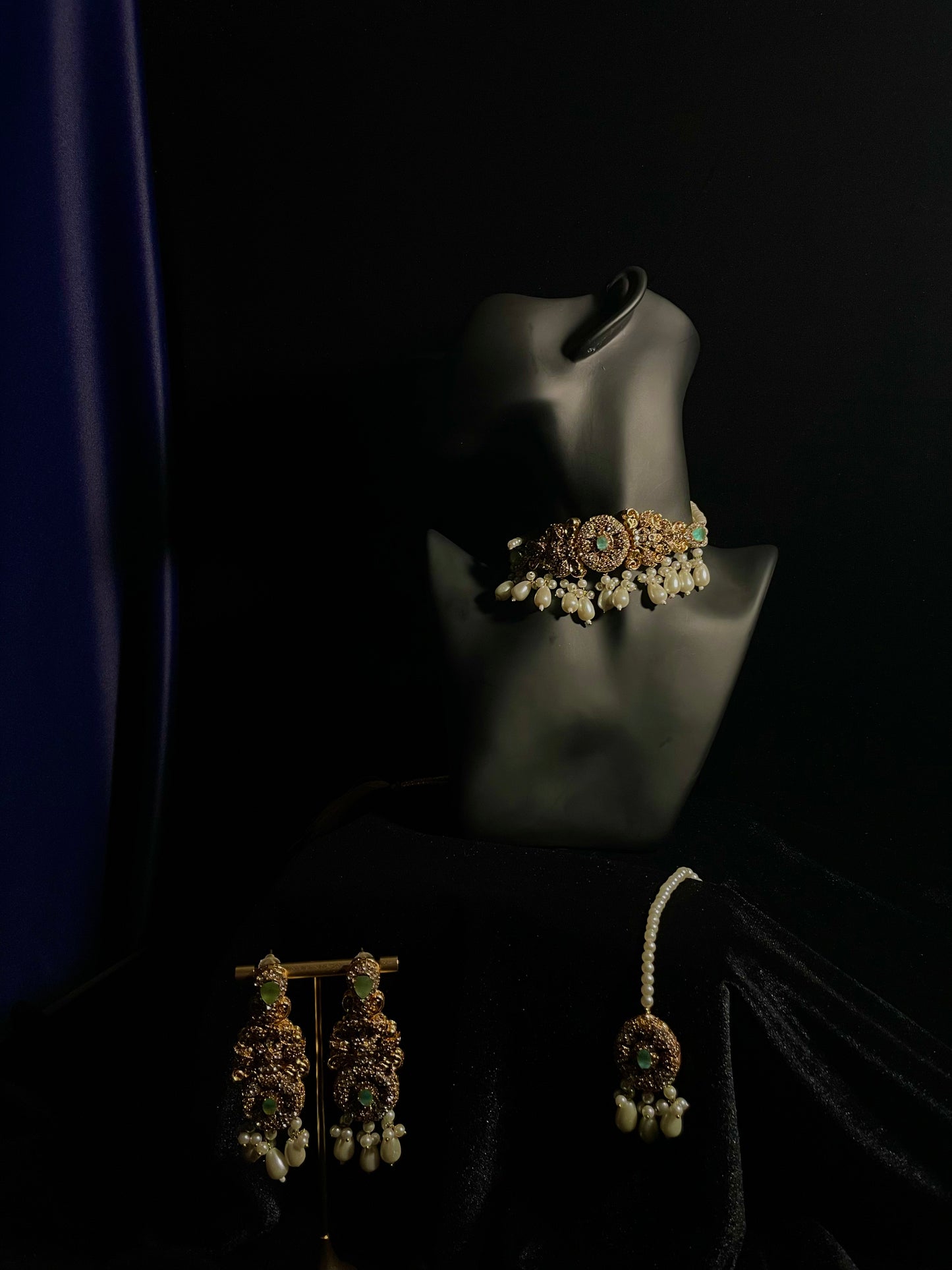 Nazaakat-e-Mughal