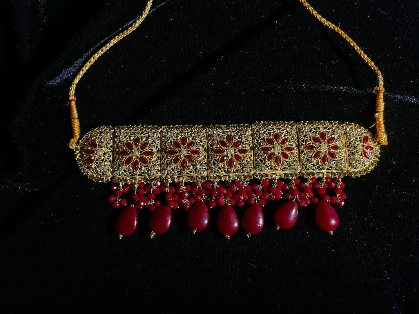 Zar-e-anaar