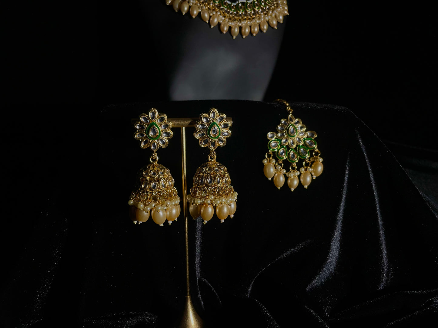Taj-e-Zevar l