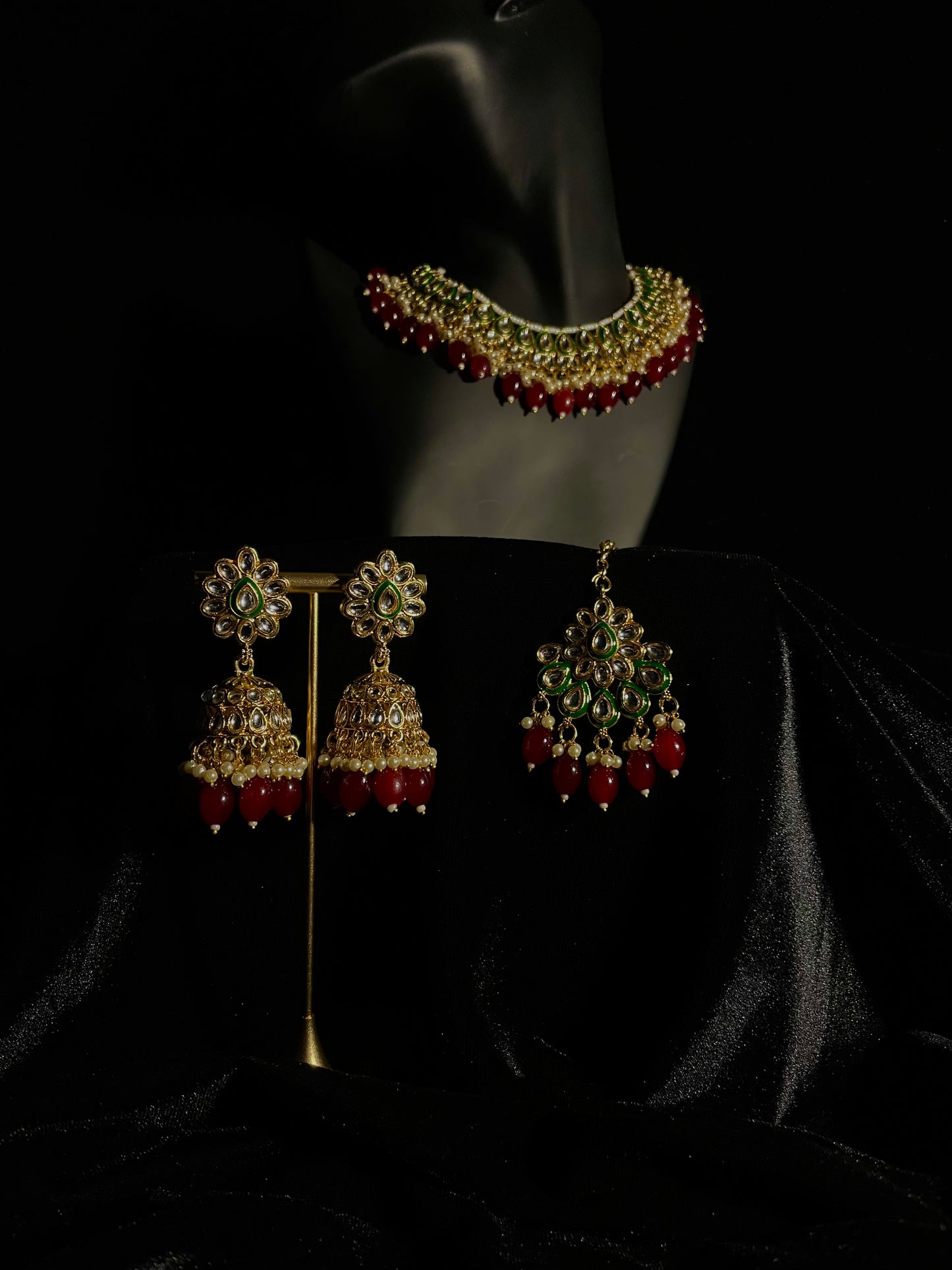 Taj-e-Zevar l