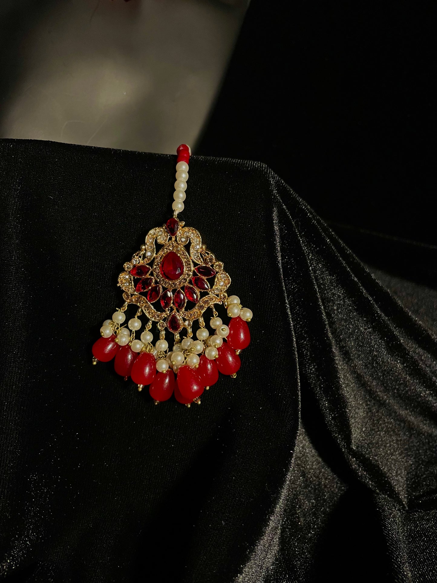Laal-e-mughal
