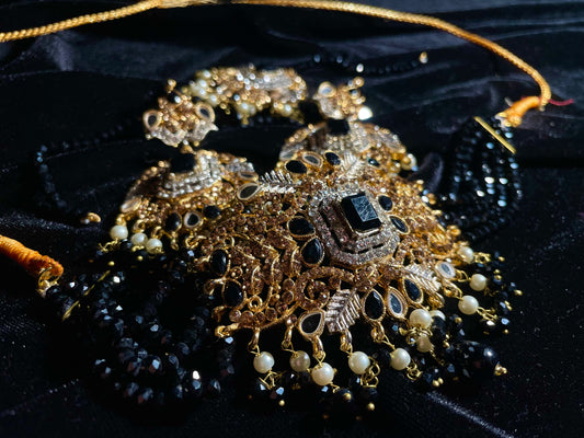 Naulakha Choker
