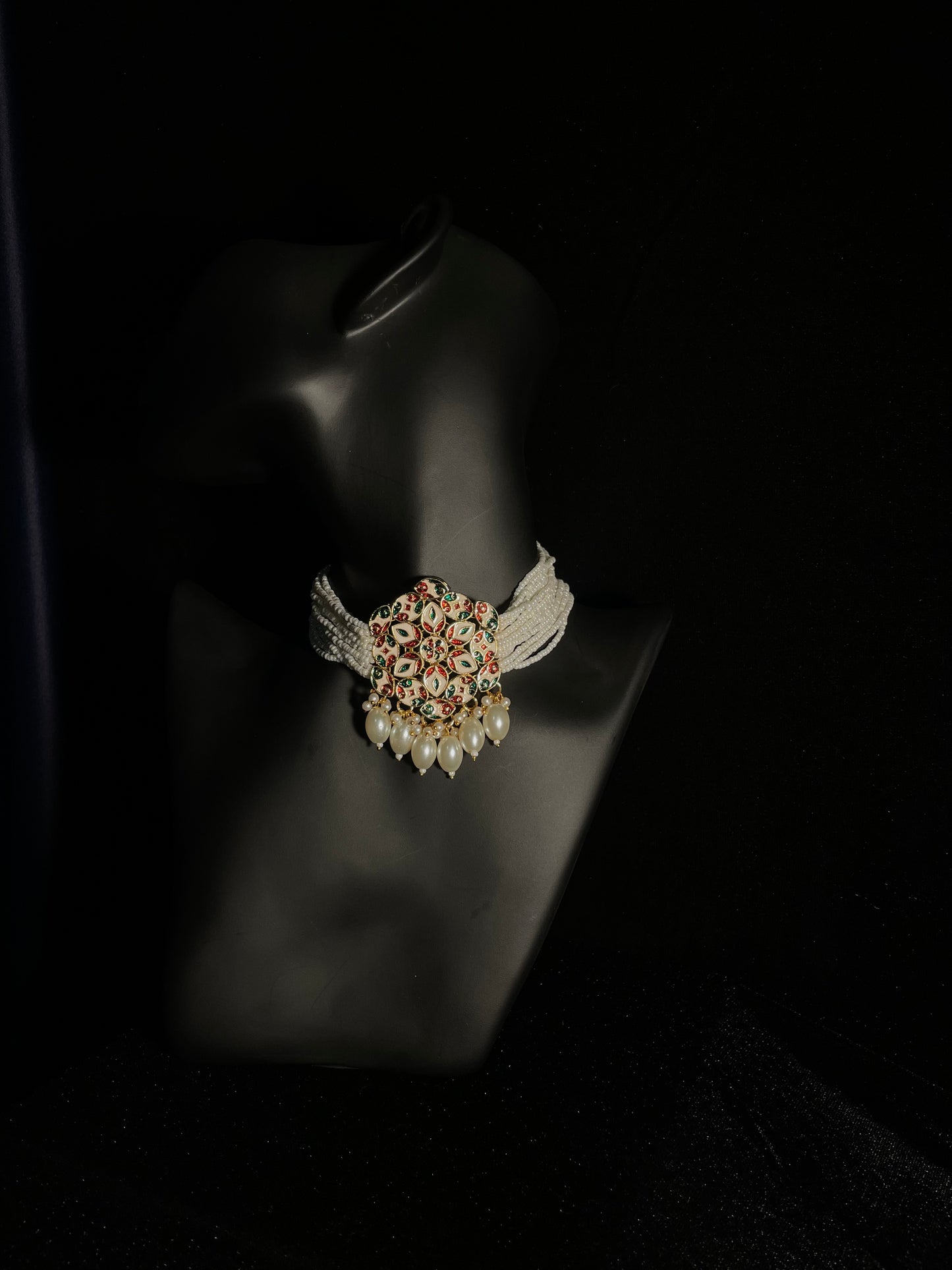 Asrar-e-shahi choker