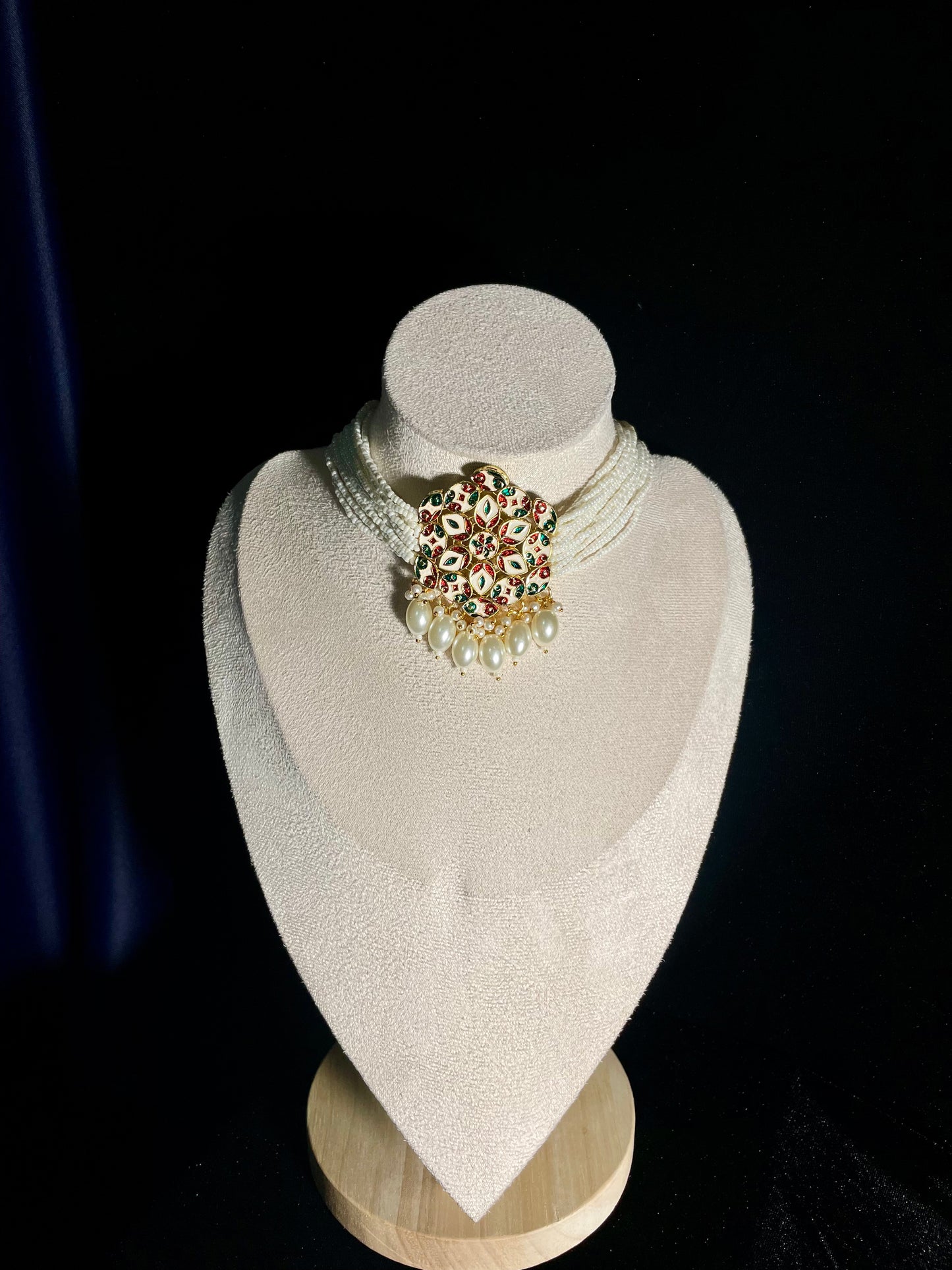 Asrar-e-shahi choker