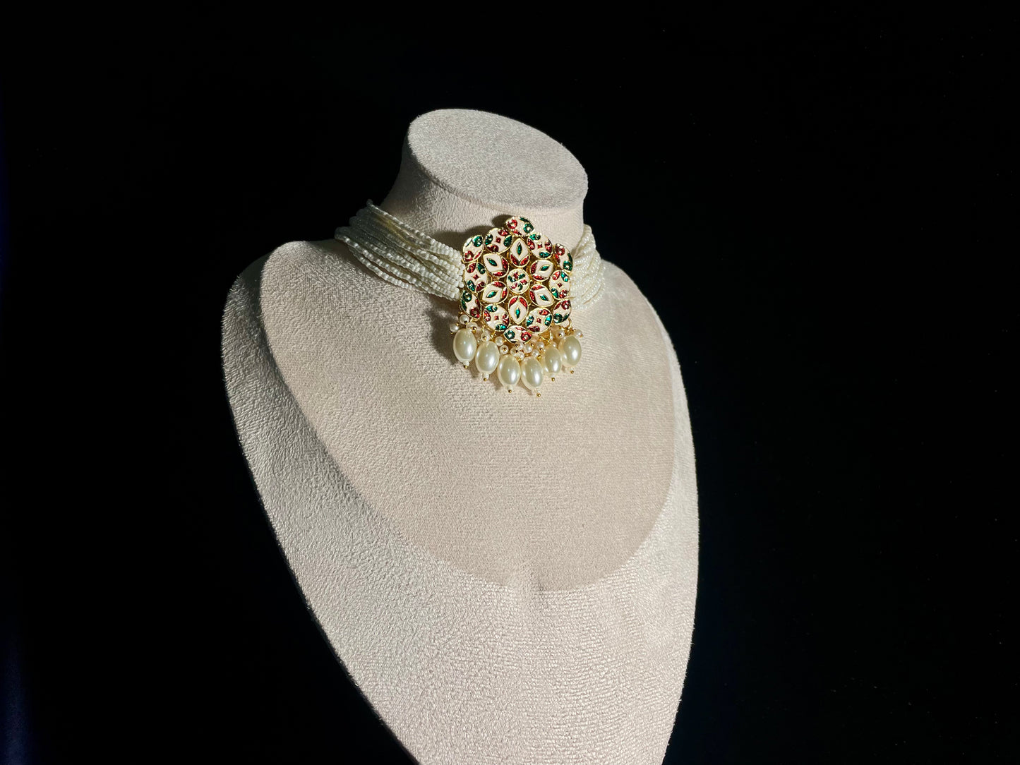Asrar-e-shahi choker