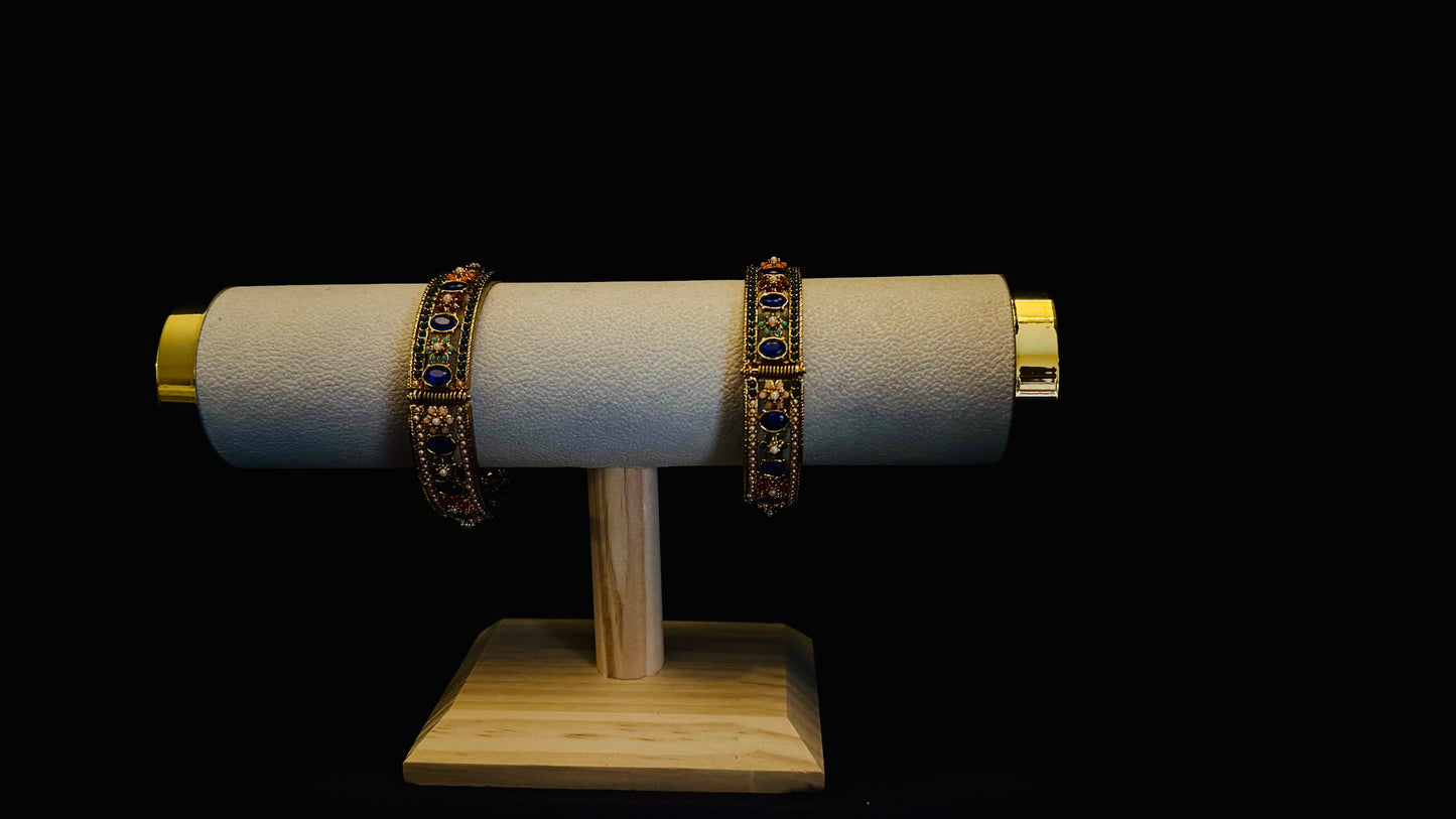 Aira bangles