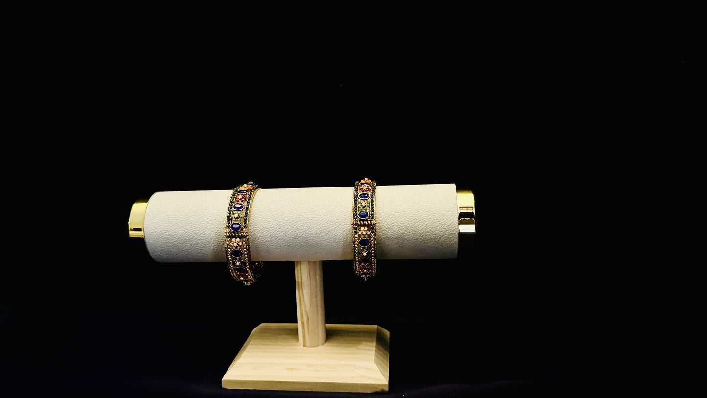 Aira bangles