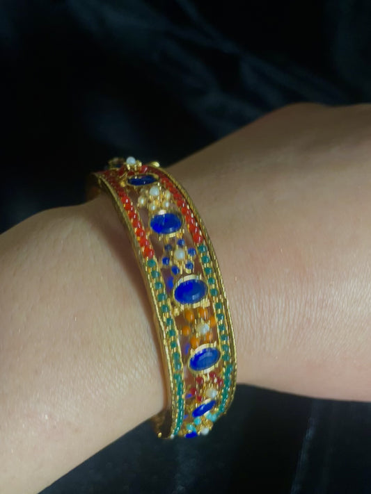 Aira bangles